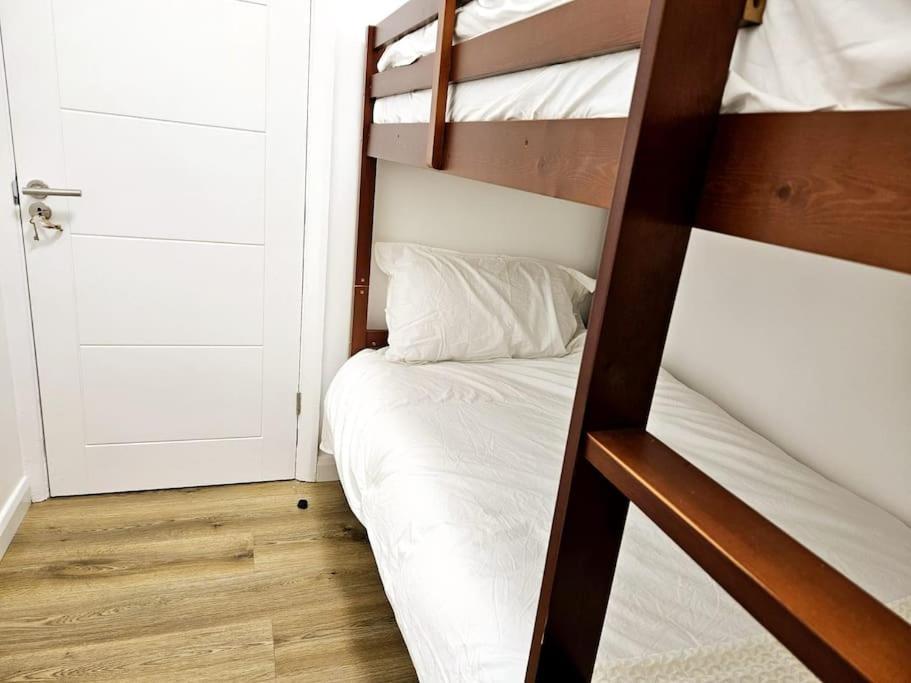 Wonderful Apartment In Wembley 伦敦 外观 照片